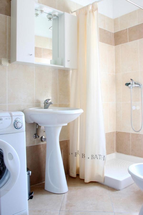 Apartment San Elena Rovigno Esterno foto